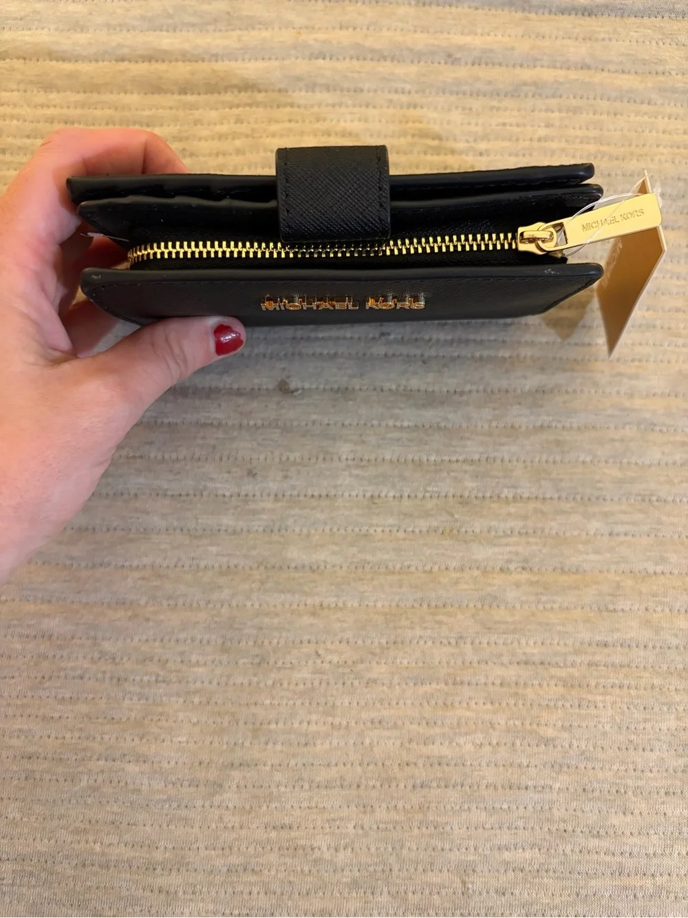 Michael Kors Jet Set Travel Medium Bifold Zip Coin Wallet Black Leather NWT